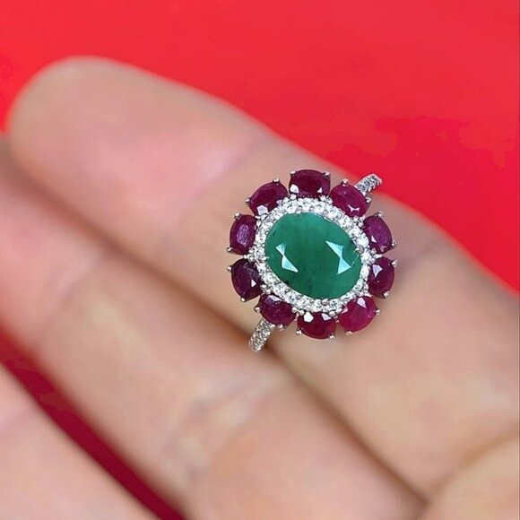 925 Sterling Silver Ring with Natural Emerald 11x8mm & Ruby Gemstone - Picture 11 of 16